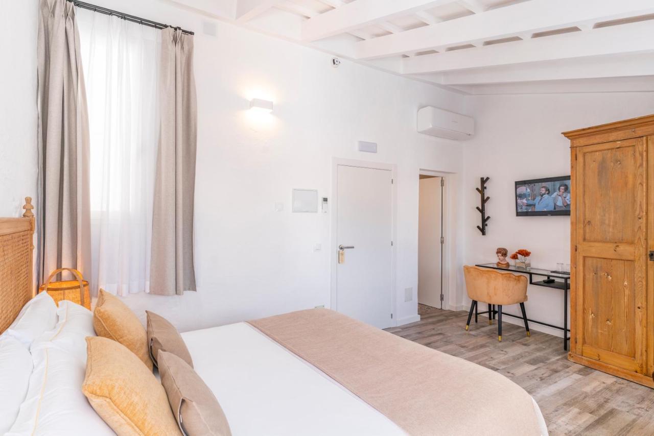 Encant De Alaior Boutique Hotel Bagian luar foto